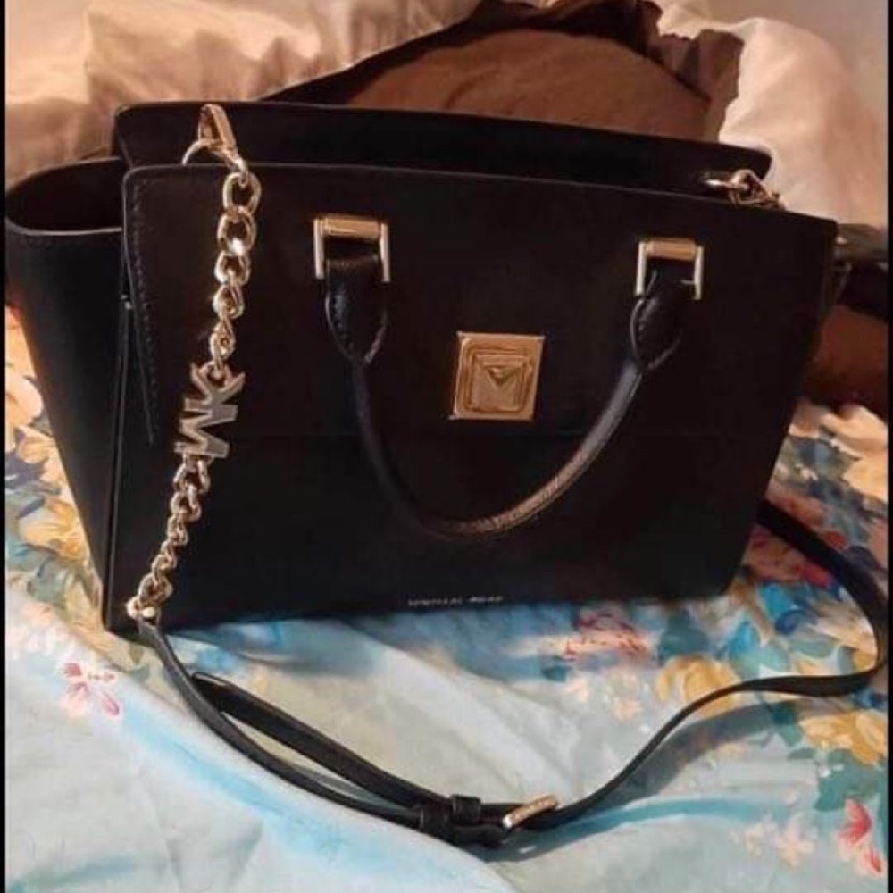Michael Kors handbag/purse